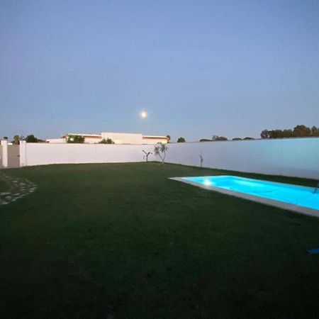 הוילה צ'יקלנה דה לה פרונטרה Casa Costa Ecologica Y De Design Con Piscina, Jardin Y Parking מראה חיצוני תמונה